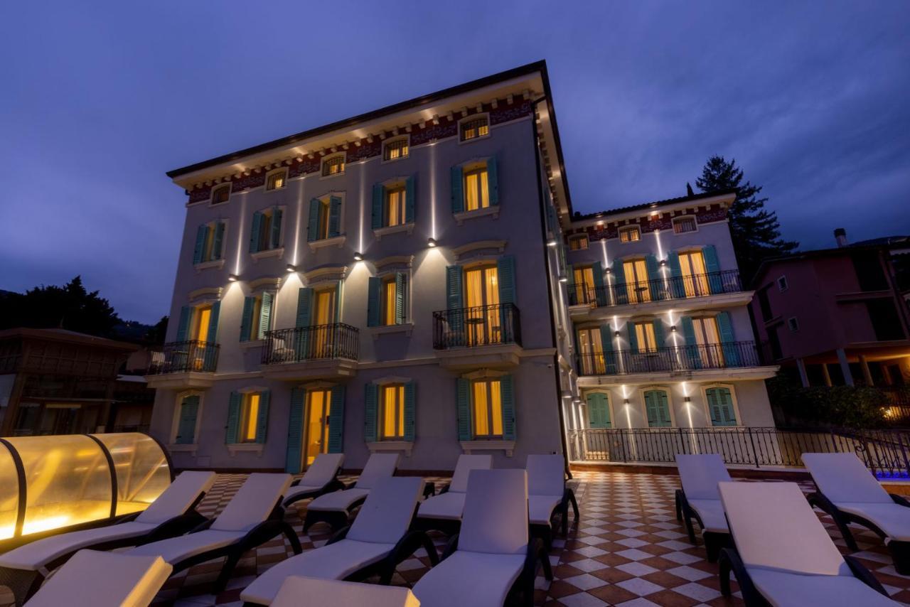 Gardone Palace Hotel Gardone Riviera Bagian luar foto