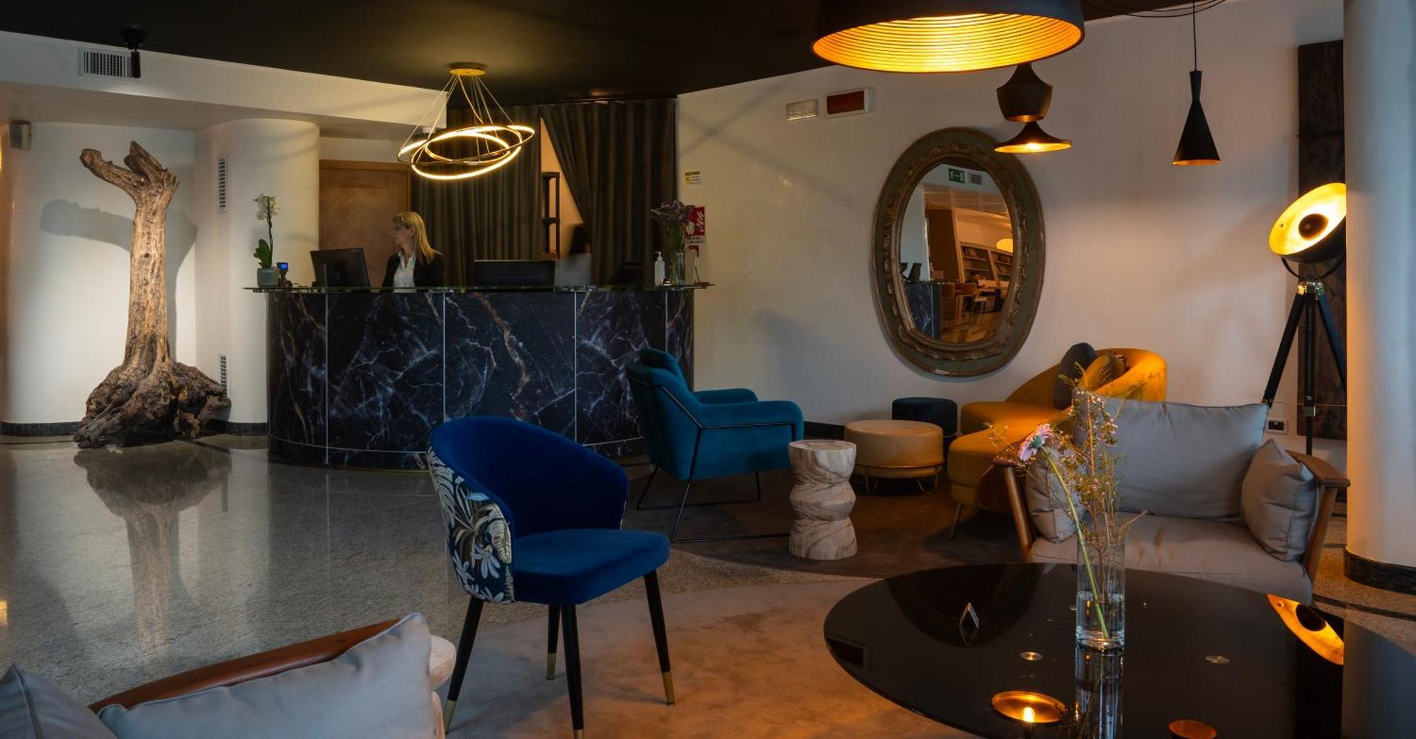 Gardone Palace Hotel Gardone Riviera Bagian luar foto