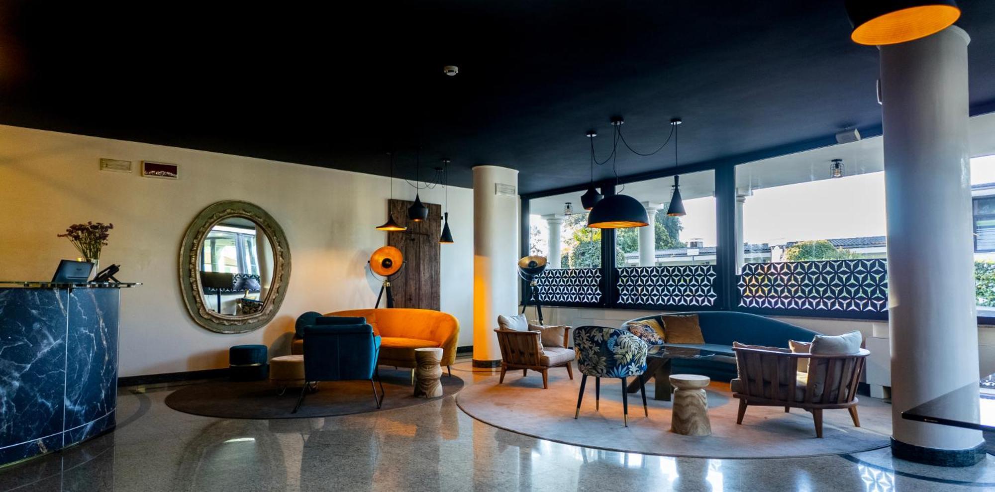 Gardone Palace Hotel Gardone Riviera Bagian luar foto